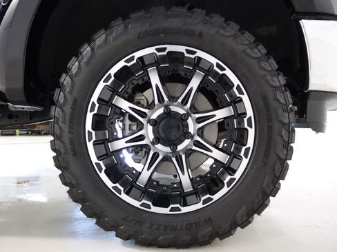 Used 2025 Ford F150 XLT w/ Equipment Group 301A Standard AWD/4WD image 78