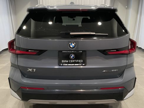 Certified 2023 BMW X1 xDrive28i w/ Convenience Package image 5