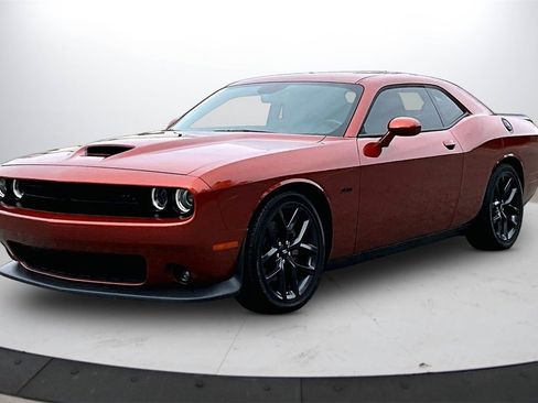 Certified 2023 Dodge Challenger R/T w/ Plus Package image 4