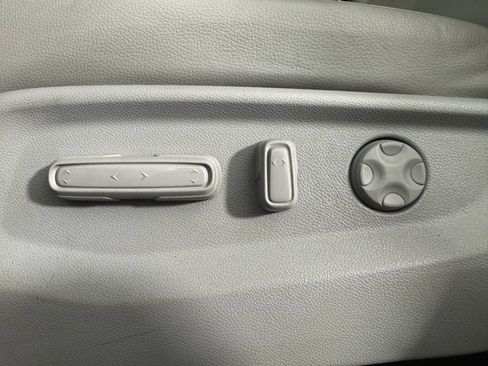 Used 2024 Honda Odyssey EX-L image 34