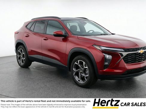 Used 2025 Chevrolet Trax LT w/ LT Convenience Package FWD image 1