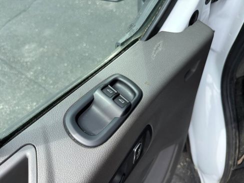 Used 2024 Ford Transit 250 148 Medium Roof image 10