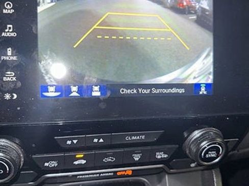 Used 2019 Honda CR-V Touring image 21