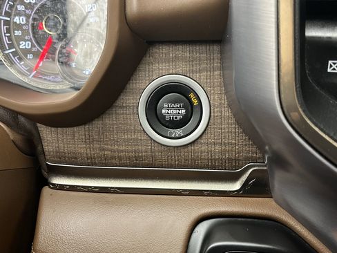 Used 2022 RAM 2500 Limited image 22