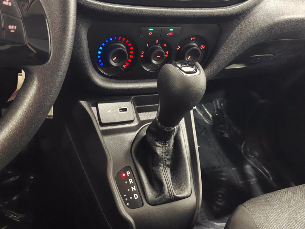 Used 2022 RAM ProMaster City Tradesman FWD image 8
