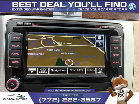 Used 2012 Volkswagen CC Lux FWD image 32
