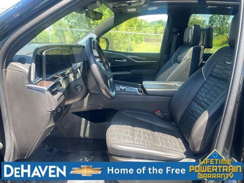 Used 2022 Cadillac Escalade Sport Platinum AWD/4WD image 31