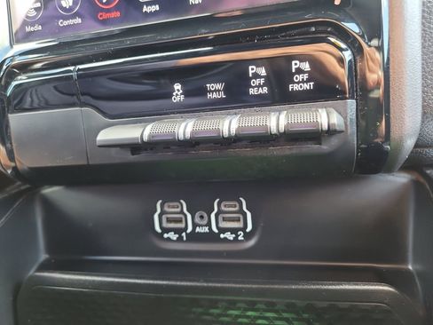 Used 2021 RAM 1500 Laramie w/ Sport Appearance Package image 24