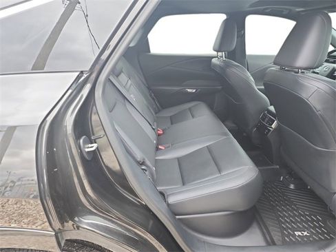 Used 2024 Lexus RX 350 Premium image 10