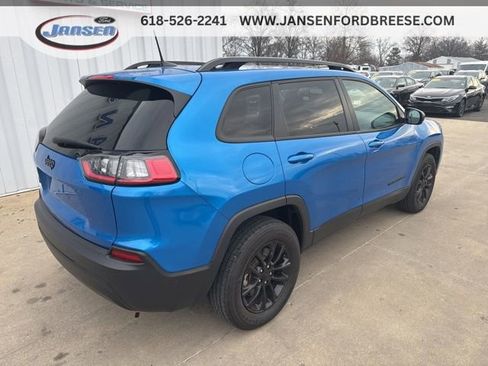 Used 2023 Jeep Cherokee Altitude Lux image 7