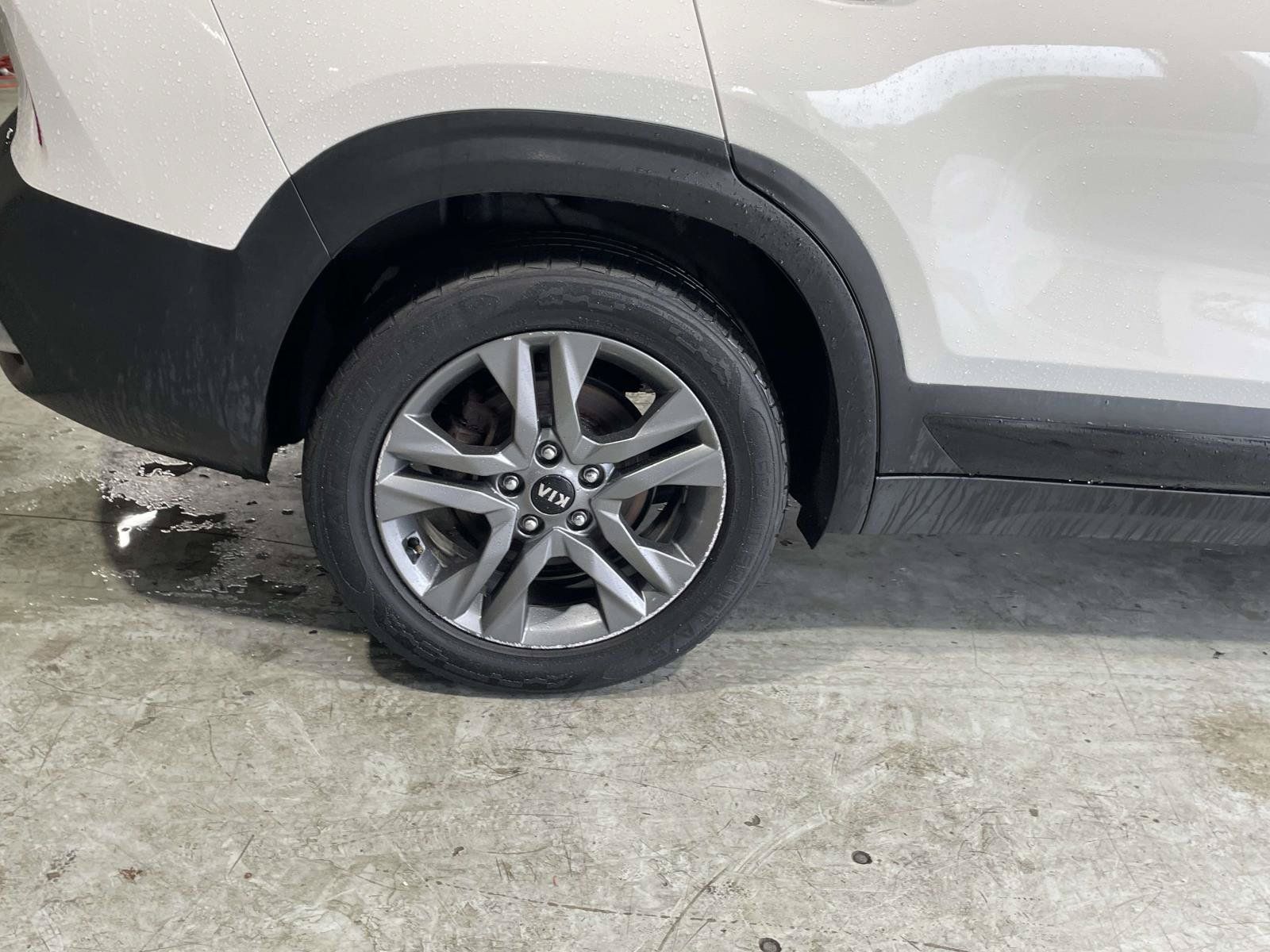 Used 2021 Kia Seltos S AWD/4WD image 7