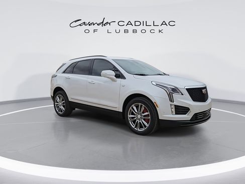 New 2025 Cadillac XT5 Sportv w/ Technology Package image 2