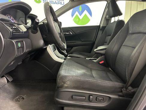 Used 2015 Honda Accord Sport image 16