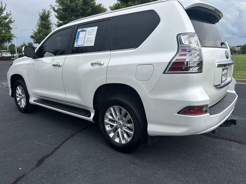 Used 2023 Lexus GX 460 Premium w/ Premium Plus Package AWD/4WD image 7