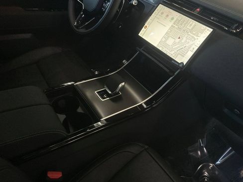 New 2026 Land Rover Range Rover Velar Belgravia AWD/4WD image 13