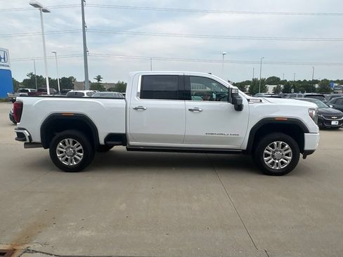 Used 2023 GMC Sierra 2500 Denali w/ Denali Ultimate Package AWD/4WD image 4
