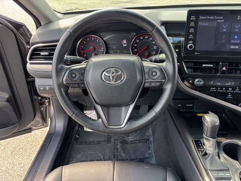 Used 2024 Toyota Camry XSE FWD image 27
