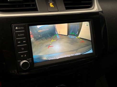 Used 2019 Nissan Sentra SV FWD image 13