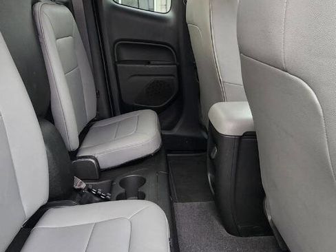 Used 2020 Chevrolet Colorado W/T w/ WT Convenience Package image 18