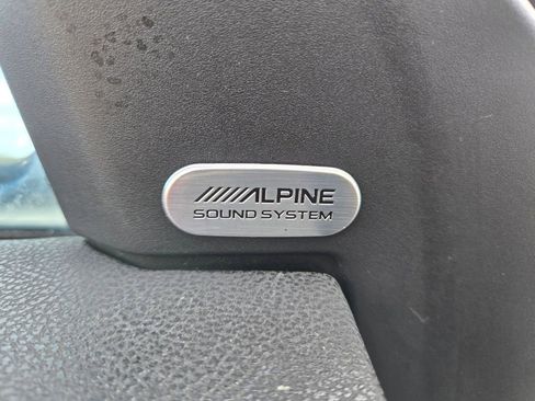 Used 2016 Dodge Charger SXT image 23