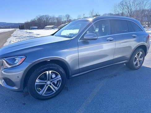 Used 2016 Mercedes-Benz GLC 300 4MATIC image 4