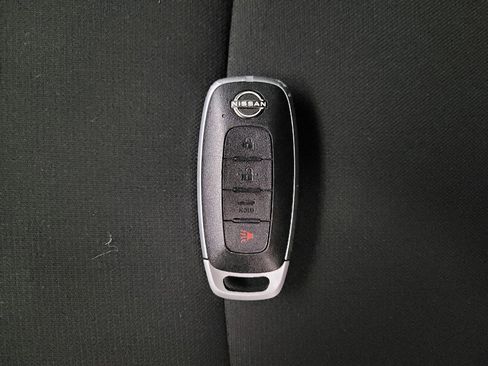 Used 2024 Nissan Sentra S FWD image 32