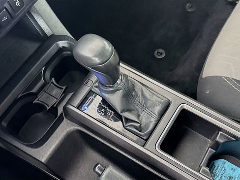 Used 2021 Toyota Tacoma TRD Off-Road image 19