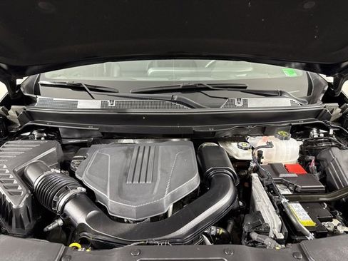 Used 2025 Chevrolet Traverse LT image 27