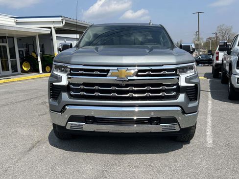 New 2026 Chevrolet Silverado 1500 LTZ w/ LTZ Premium Package AWD/4WD image 8