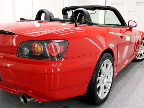Used 2004 Honda S2000 image 27
