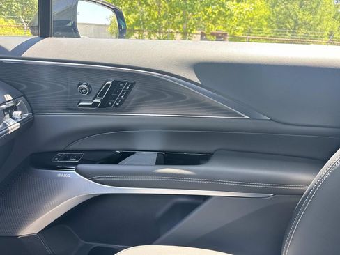 New 2026 Cadillac Lyriq V w/ LPO, Floor Liner Package AWD/4WD image 22