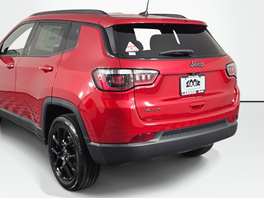 New 2026 Jeep Compass Latitude AWD/4WD image 16