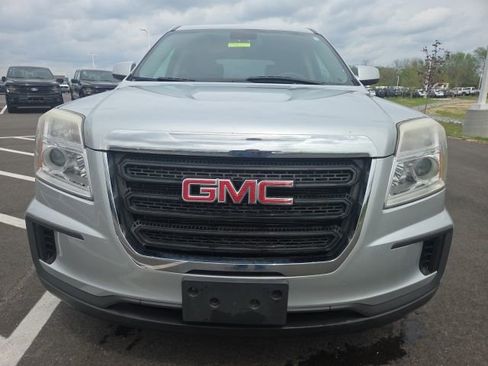Used 2017 GMC Terrain SLE image 3