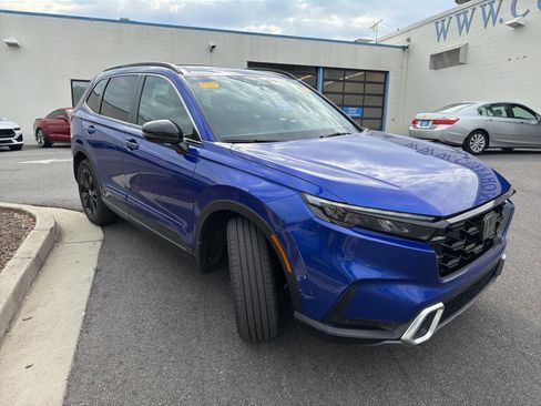 Used 2025 Honda CR-V Sport Touring image 12