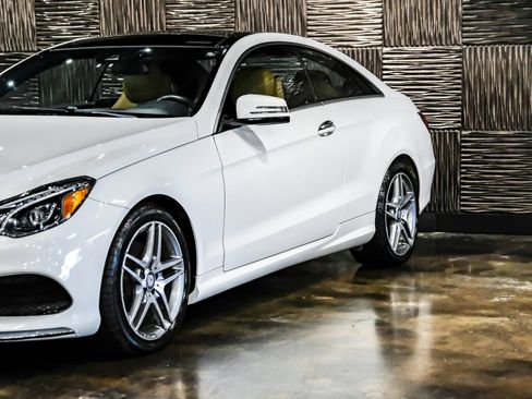 Used 2017 Mercedes-Benz E 400 4MATIC Coupe image 9