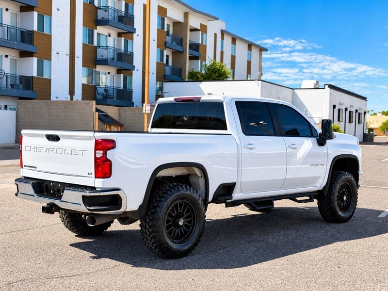 Used 2024 Chevrolet Silverado 2500 LT w/ Convenience Package AWD/4WD image 5