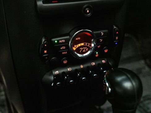 Used 2011 MINI Cooper S image 26