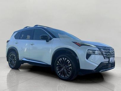 Certified 2025 Nissan Rogue Platinum w/ Platinum Premium Package
