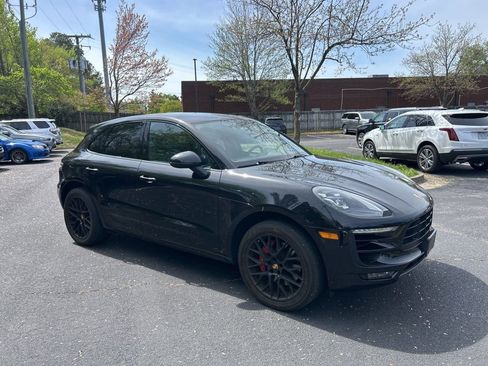 Used 2017 Porsche Macan GTS image 1