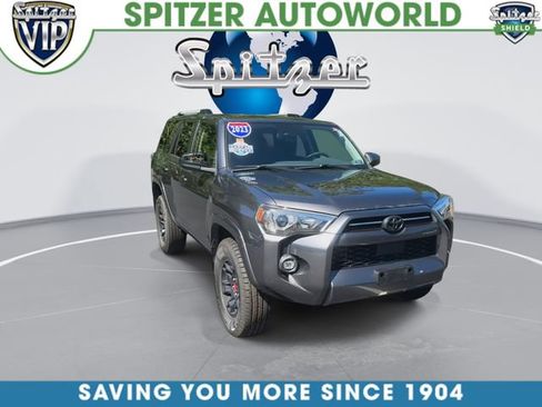 Used 2023 Toyota 4Runner SR5 AWD/4WD image 3