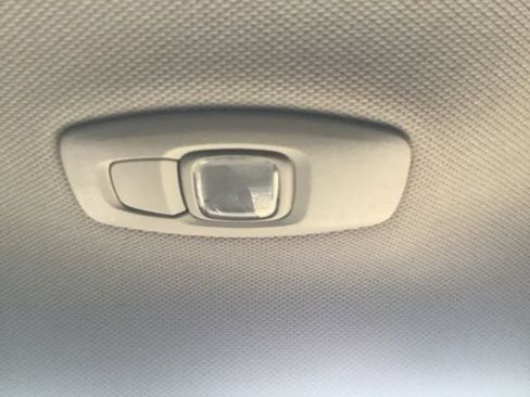 Used 2021 Nissan Rogue SL w/ Premium Package AWD/4WD image 16