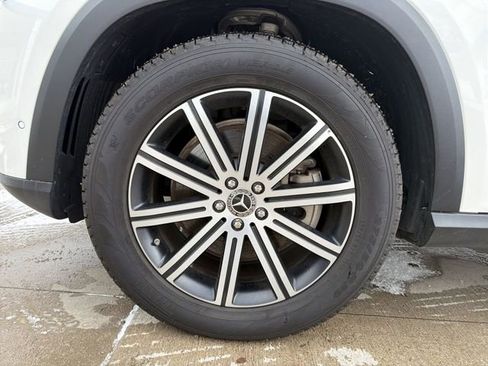 Used 2024 Mercedes-Benz GLE 450 4MATIC image 12