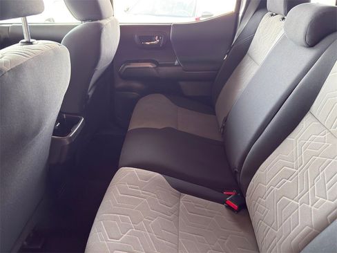 Used 2023 Toyota Tacoma TRD Off-Road w/ Technology Package image 34