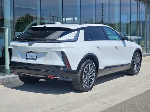 New 2026 Cadillac Lyriq Sport AWD/4WD image 5
