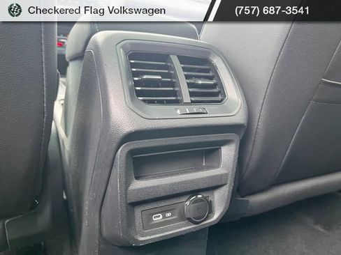 Used 2023 Volkswagen Tiguan SE R-Line FWD image 27