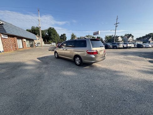 Used 2005 Honda Odyssey EX-L image 7