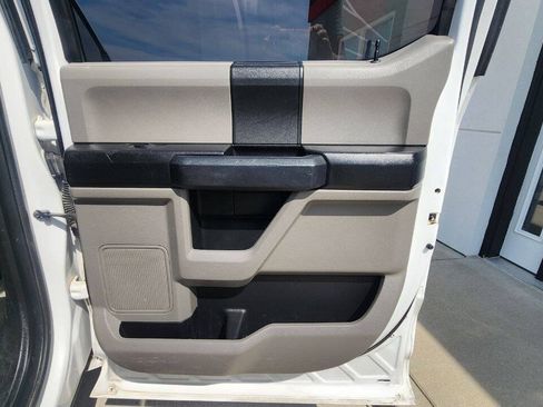 Used 2017 Ford F150 XL w/ Equipment Group 101A Mid AWD/4WD image 22