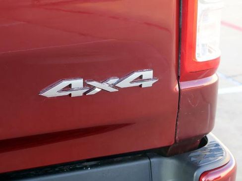Used 2024 RAM 1500 Big Horn AWD/4WD image 10