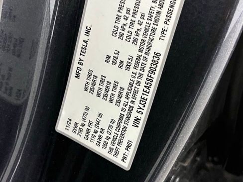 Used 2025 Tesla Model 3 Long Range image 29