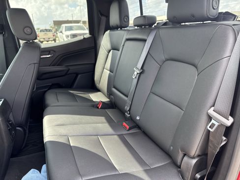 Used 2023 GMC Canyon Elevation w/ Elevation Premium Package image 9